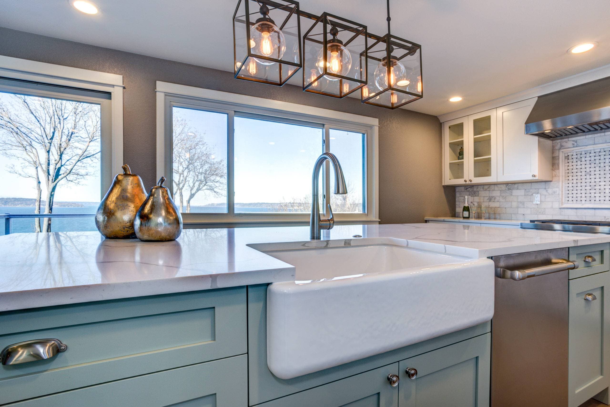 How to Create a Traditional Country Kitchen in Your Fairwater Home