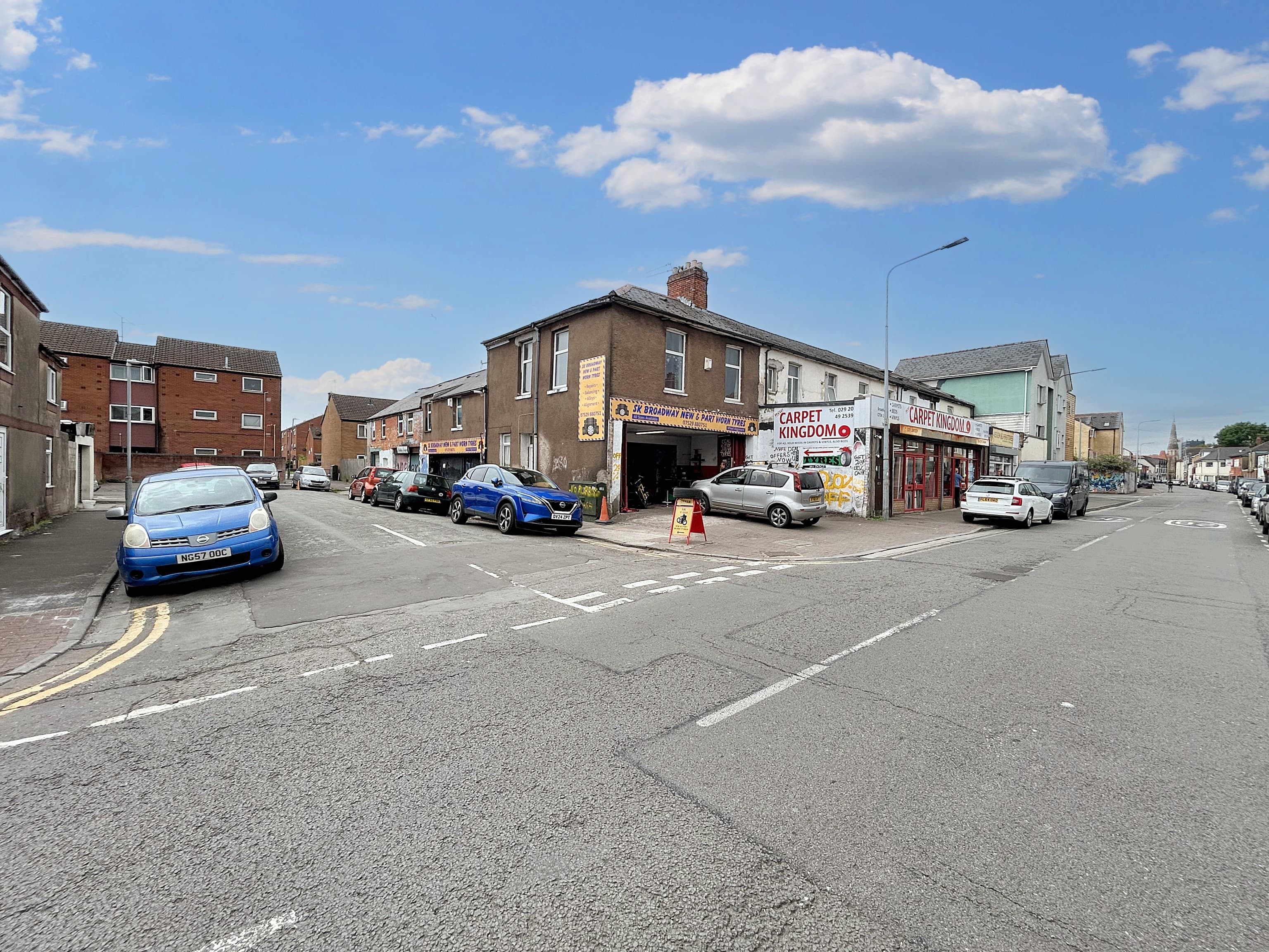 Broadway, Cardiff, CF24