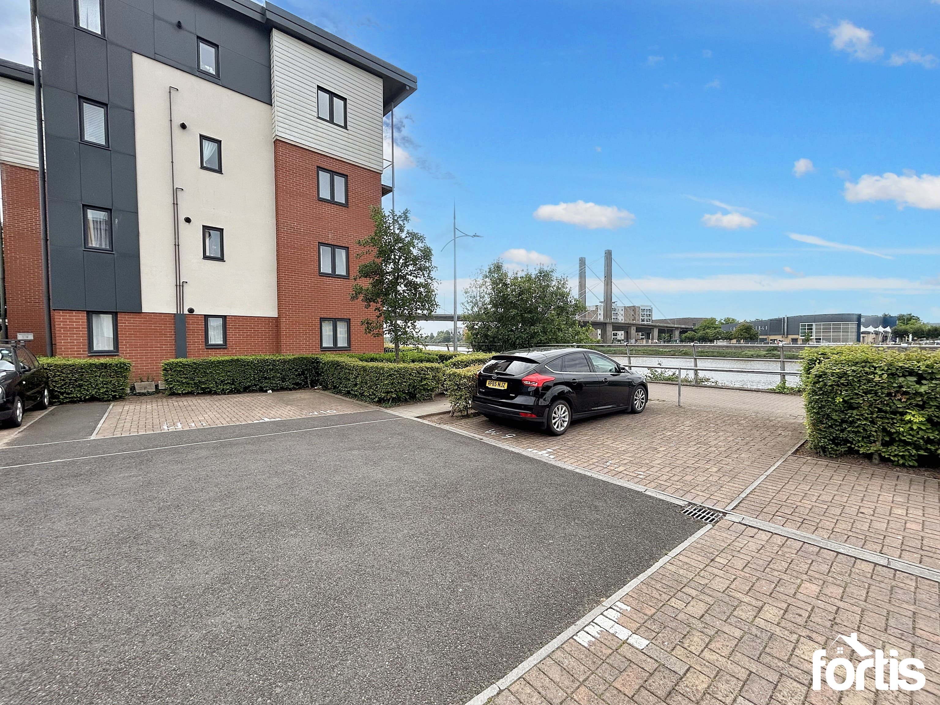 Rodney Road, Westonia House, NP19