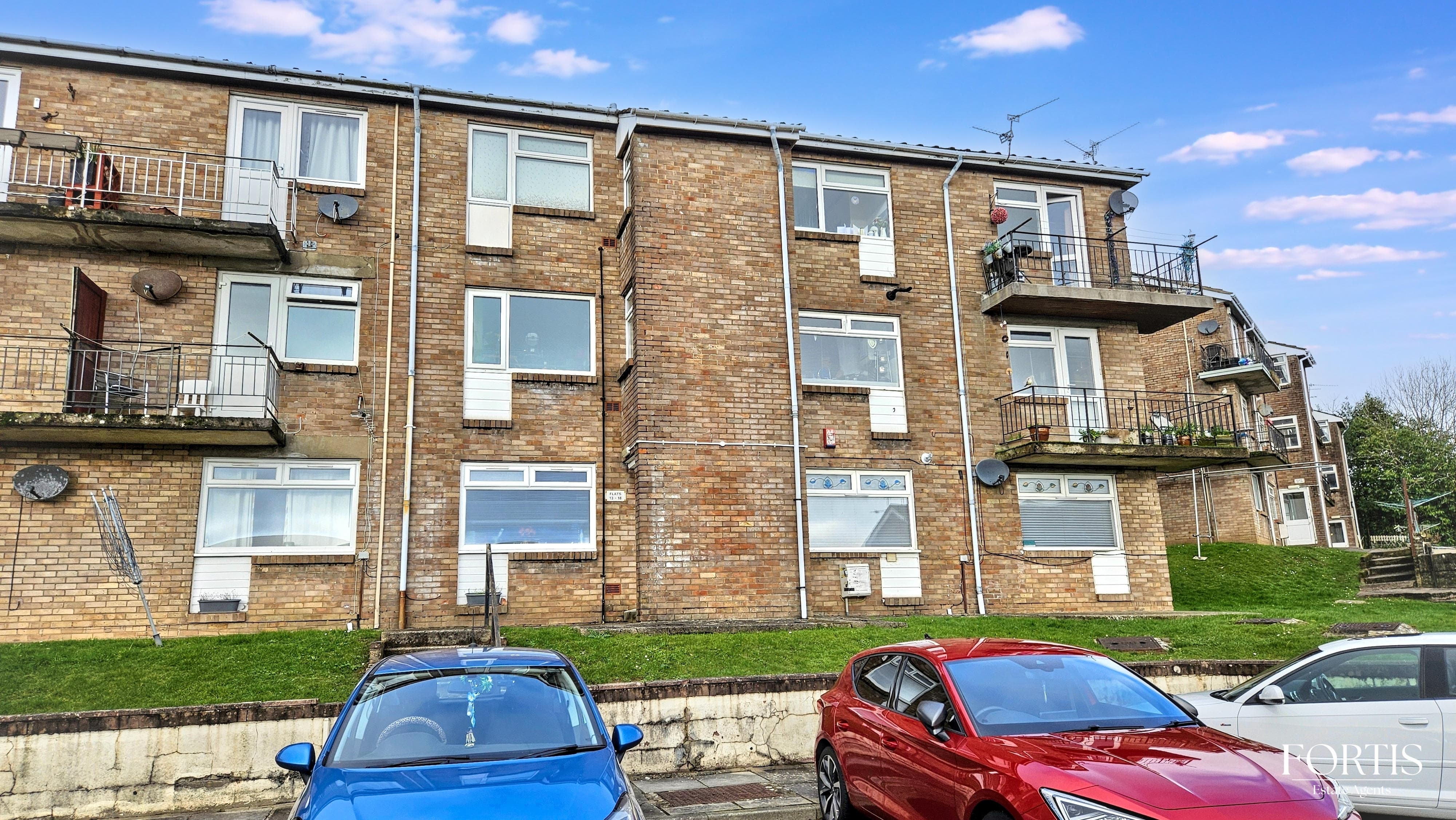 Greenland Crescent, Cardiff, CF5